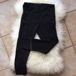 Athleta Cropped Leggings Size XS